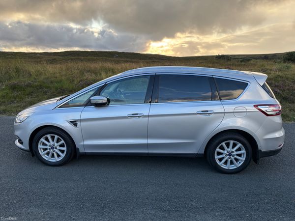 Ford S-Max 2018  150bhp high spec 396255938