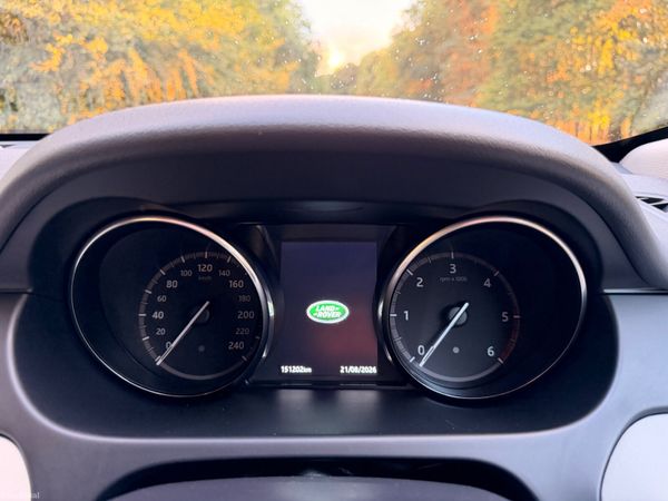 Land Rover Discovery Sport 7 Seater 396281466