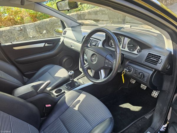 Mercedes-Benz B-Class *NEW NCT* 396294986