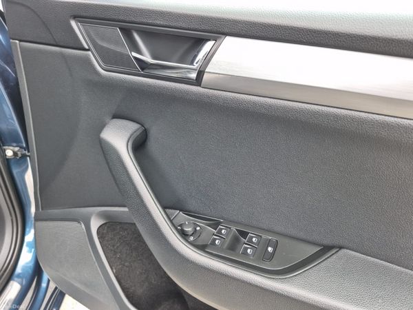 2018 Skoda Superb Manual 396201768
