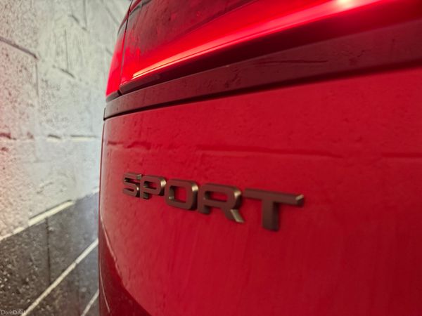 231 Range Rover Sport 3.0 PHEV Dynamic SE 396202500