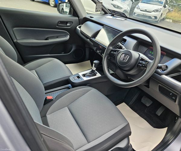 Honda Fit 2023 e:HEV 48k miles only 396218482