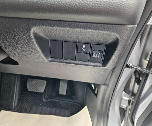 Honda Fit 2023 e:HEV 48k miles only 396218484
