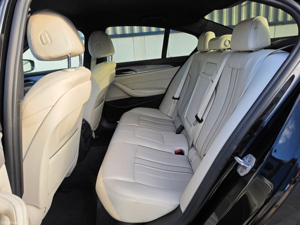 BMW 5-Series 2019 M-PERFORMCE PACK LOW KMS 396343478