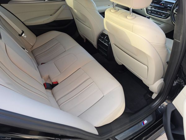 BMW 5-Series 2019 M-PERFORMCE PACK LOW KMS 396343480
