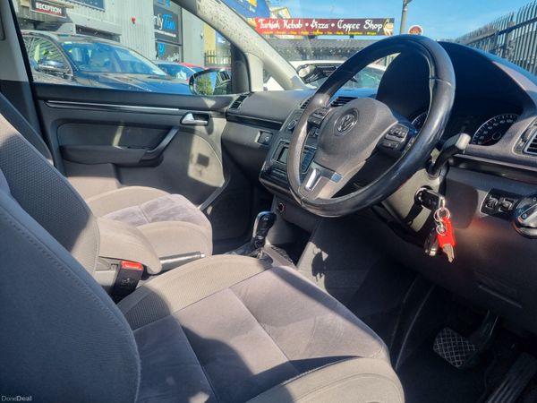Volkswagen Touran 2012 New NCT 396469682