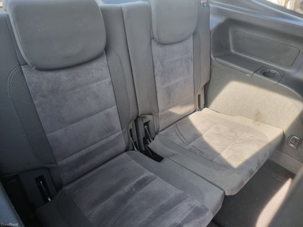 Volkswagen Touran 2012 New NCT 396469686