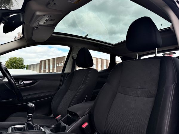 🔴 Nissan Qashqai Pan Roof SV 396480100