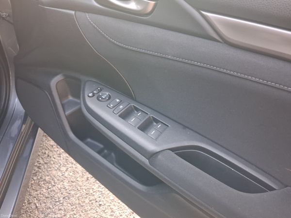 182  HONDA CIVIC 1.0L PETROL AUTOMATIC 396491860