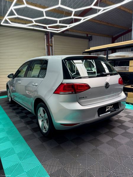 2016 Volkswagen Golf 1.2 Petrol - Manual! 396431570