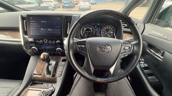 Toyota Alphard 2.5 Hybrid 2023 396550084