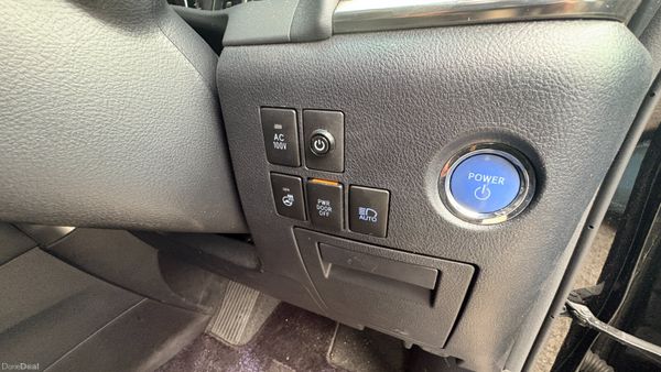Toyota Alphard 2.5 Hybrid 2023 396550300