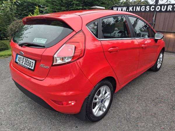142 Ford Fiesta 1.2 Zetec Only 67000miles... 396581704