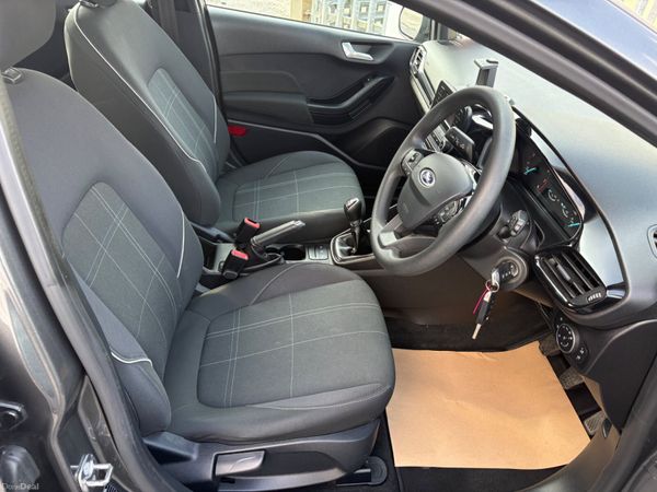 2018 Ford Fiesta 1.1 Zetec 396590542