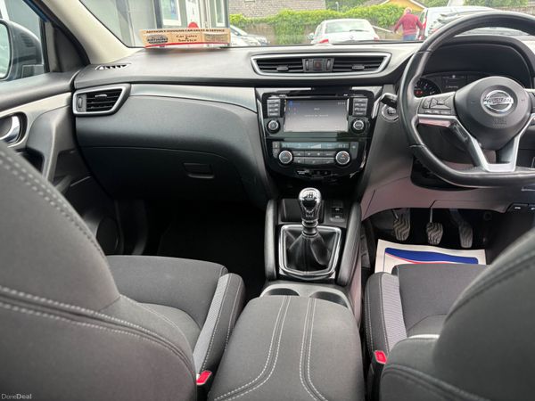2018 Nissan Qashqai SV 1.2 396591188