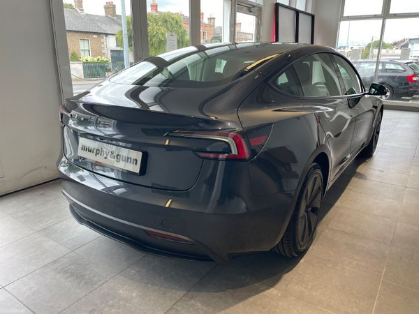 Tesla Model 3 2026 396507326