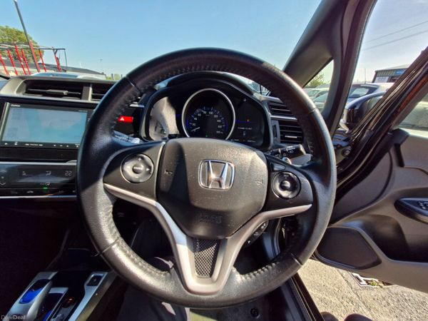 2014 Honda Fit 1.5L Hybrid High Spec Low Miles 396511384