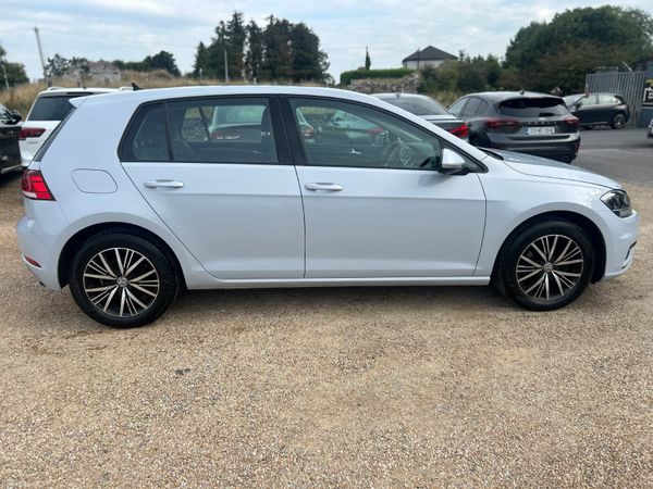 Volkswagen Golf SE 1.6TDI 396512286