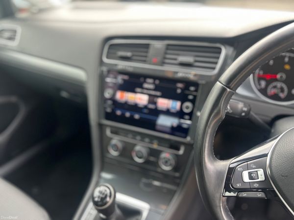 Volkswagen Golf SE 1.6TDI 396512296