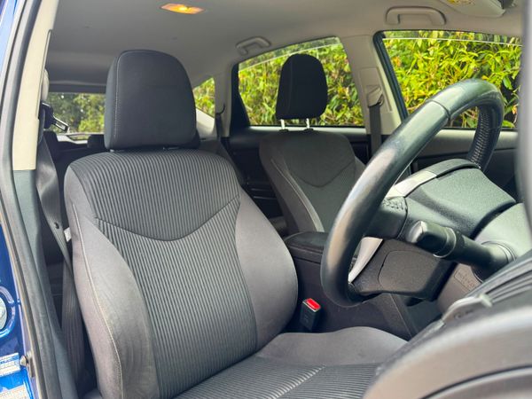 Toyota Prius 1.8 Hybrid Amazing example 396535446