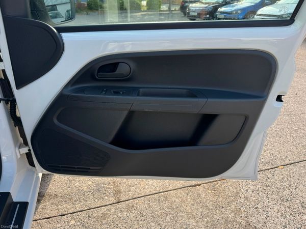 Volkswagen up! Manual 2013 396536074