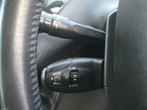 191 Peugeot 208 1.2 Pure Tech Active 396678056