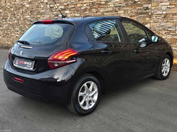 191 Peugeot 208 1.2 Pure Tech Active 396678030