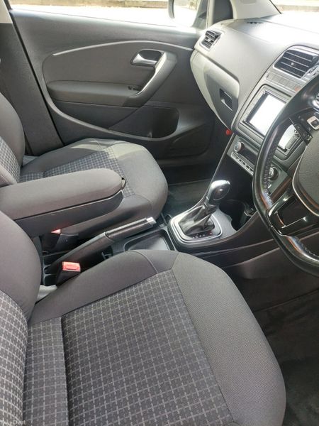 VW POLO 2016 AUTO LIKE NEW 396678884