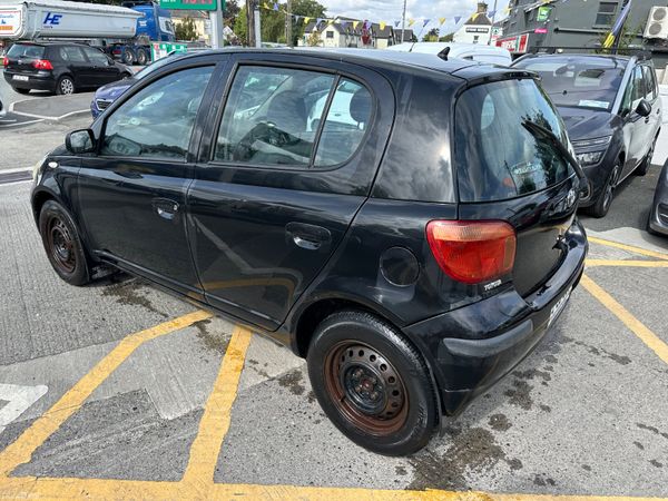 Toyota Yaris 2005 1.0 VVT-I Luna 396606274