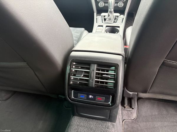 Volkswagen Passat Estate DSG HIGHLINE 396609230