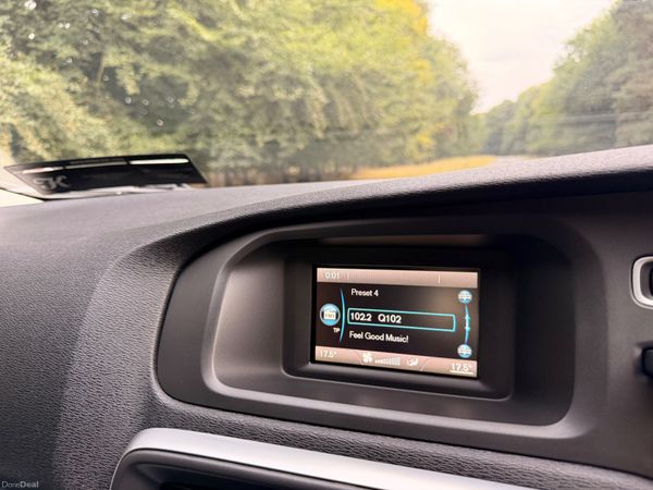 Volvo V40 2017 D2 Diesel Low KM 396610830