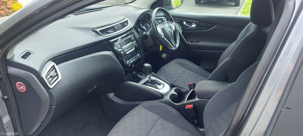 Nissan Qashqai 2015 Automatic 396633076