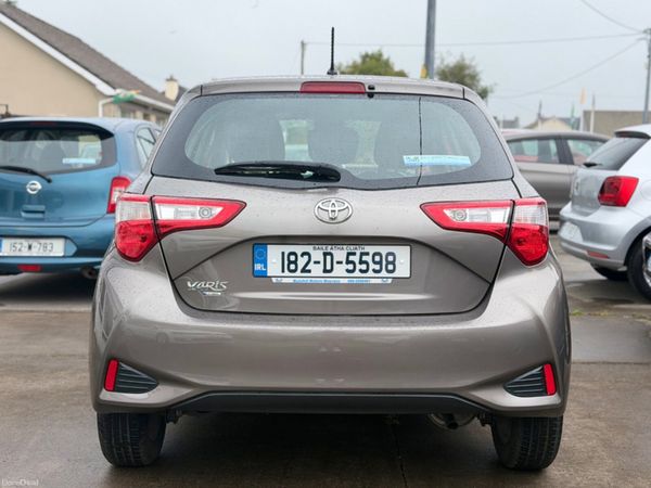 Toyota Yaris LUNA 396763848