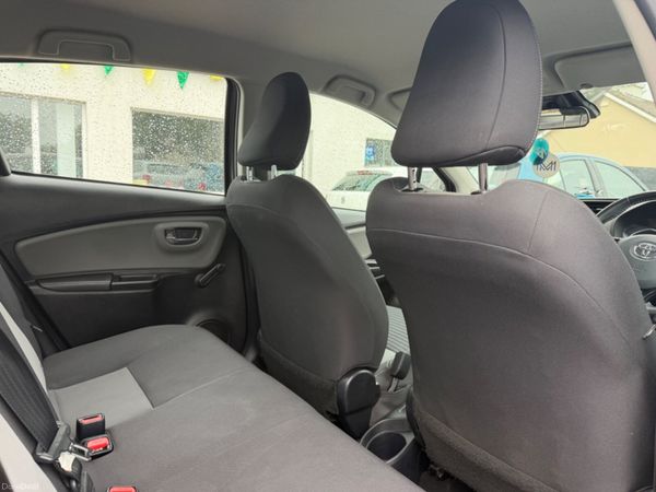 Toyota Yaris LUNA 396763862