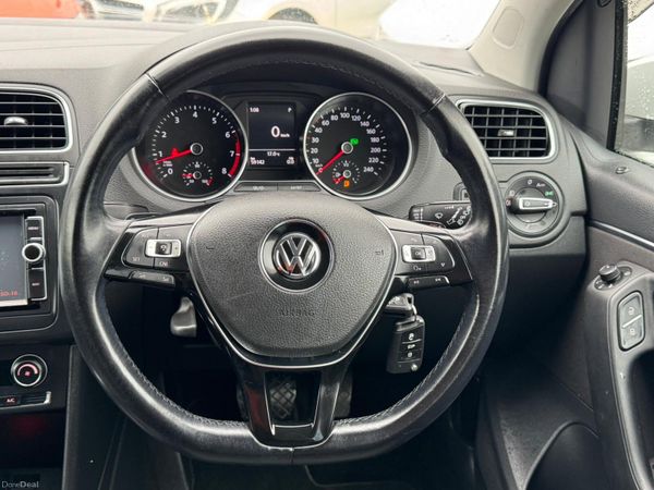 VW POLO 1.2 Tsi Auto 59,000kms 2015 396795138