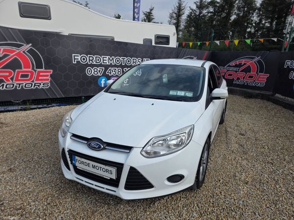 Ford Focus 2014 396799660