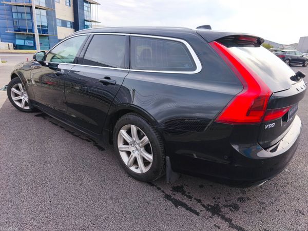 Volvo V90 D4 (190hp) Momentum Auto, Full S.History 396739634
