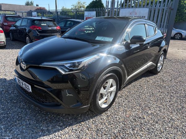 182 Toyota C-HR hybrid 396867852
