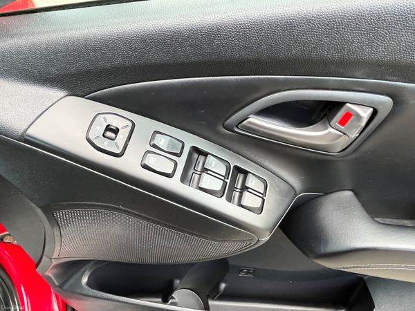 Hyundai ix35 1.7 Diesel Comfort 396887770