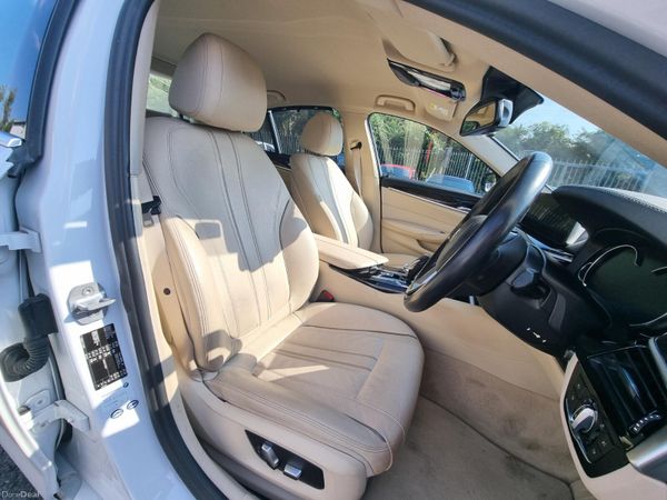 2017 BMW 5-Series Luxury Line – Japanese Import 396890264