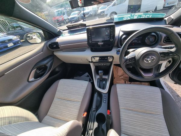 2020 Toyota Yaris Hybrid Petrol – High Spec 396892542