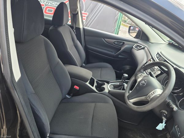 Nissan Qashqai 2016 396895528