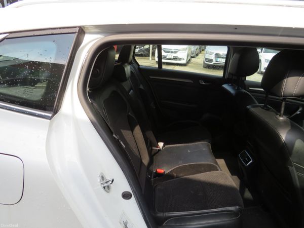 Renault Megane 2017 LOW MILEAGE DIESEL ESTATE 396810490