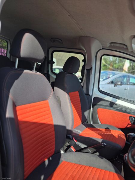 Clean Original Fiat Qubo NCT Tax 396810620