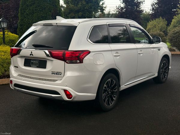 Excellent Condition 162 Mitsubishi Outlander PHEV! 396831884