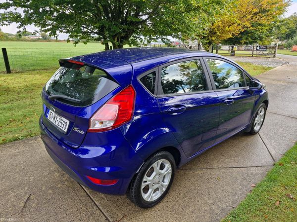 2015 Ford Fiesta Zetec 1.0 99,000 KM 396837616