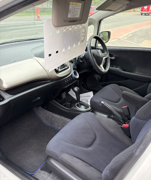 2013 Honda Fit 1.3 Hybrid Automatic 396967304