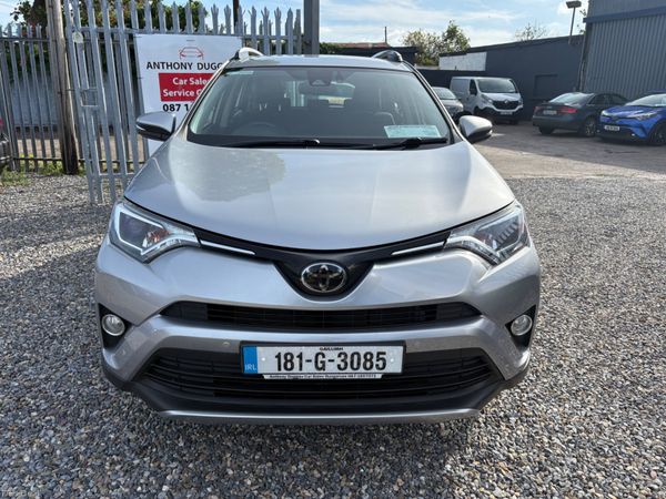 2018 Toyota RAV4 Luna sport 397040828