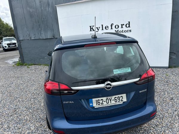 Opel Zafira 2016 (7 Seater ) 397055200