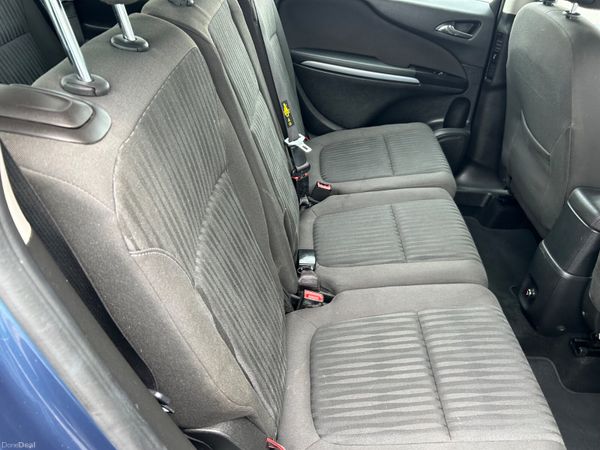 Opel Zafira 2016 (7 Seater ) 397055210